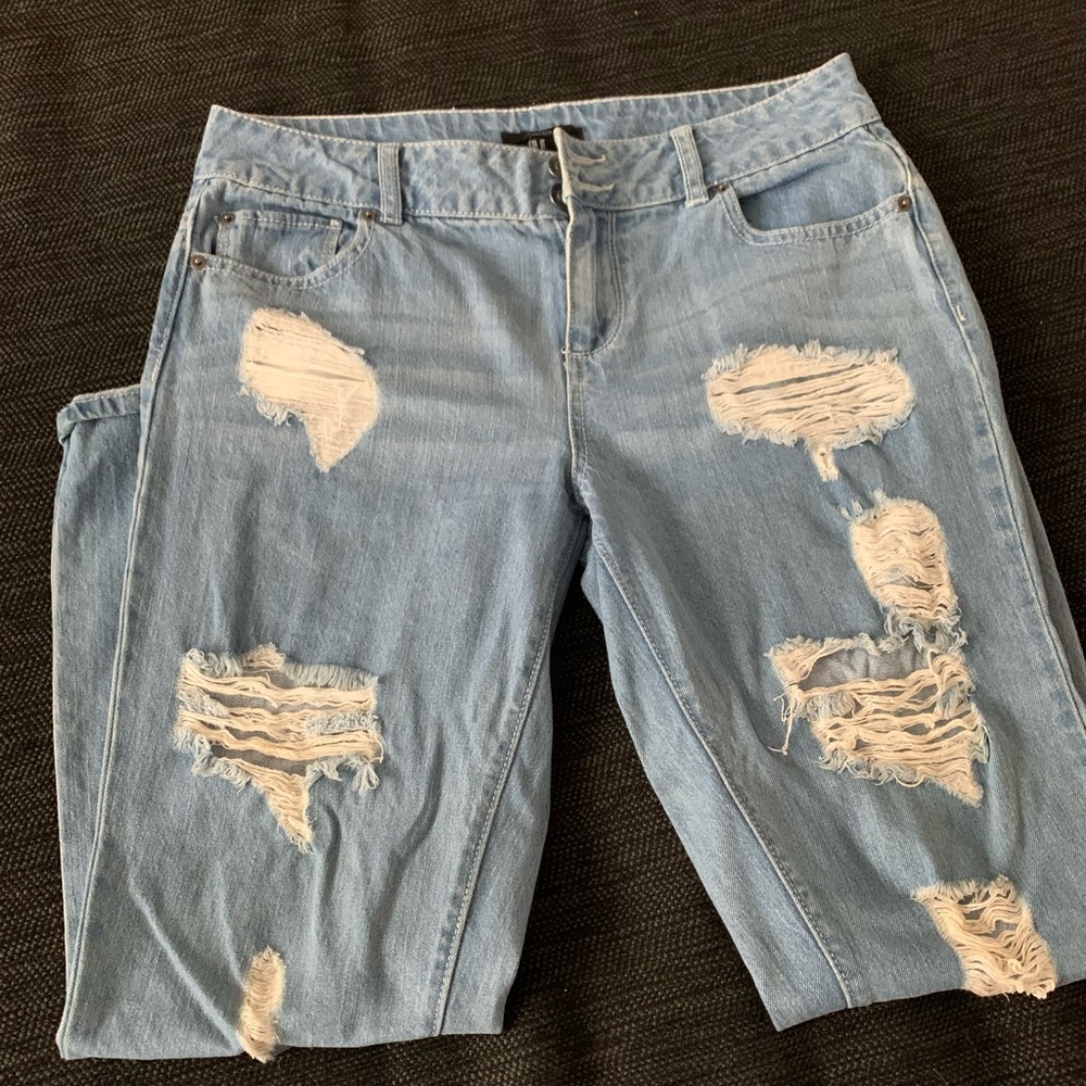 *FLASH SALE* ‼️‼️‼️ Forever 21 boyfriend jeans